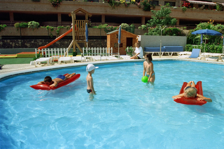 Pool Hotel
