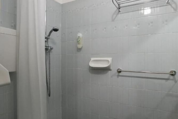 Room 34 of 59