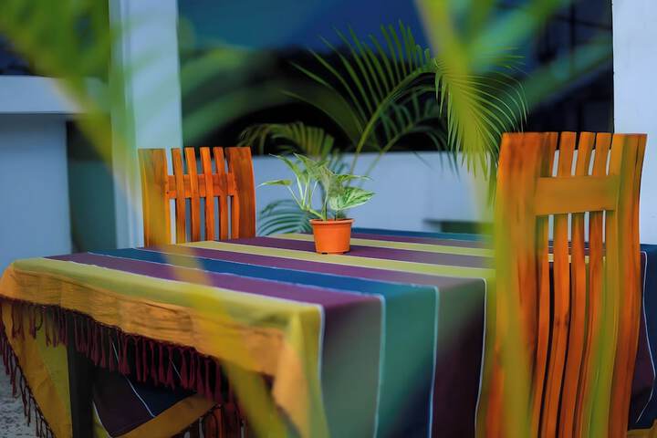 Dining 21 of 48
