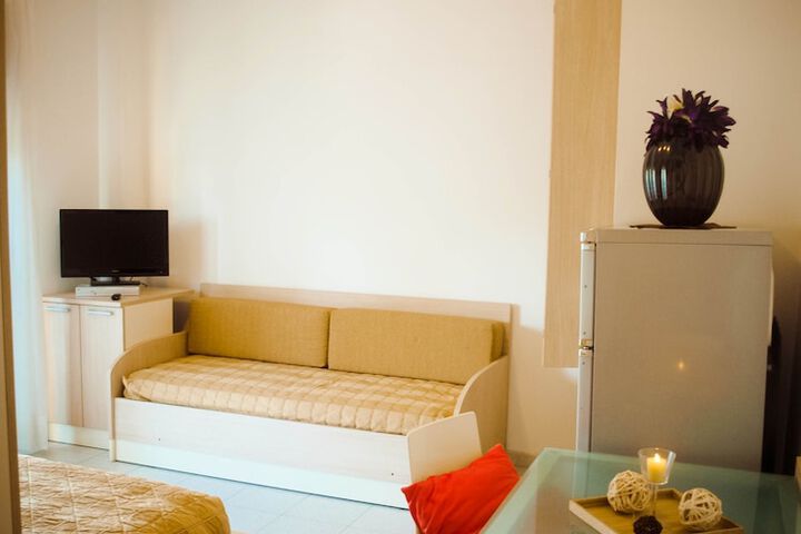 Room 9 of 21