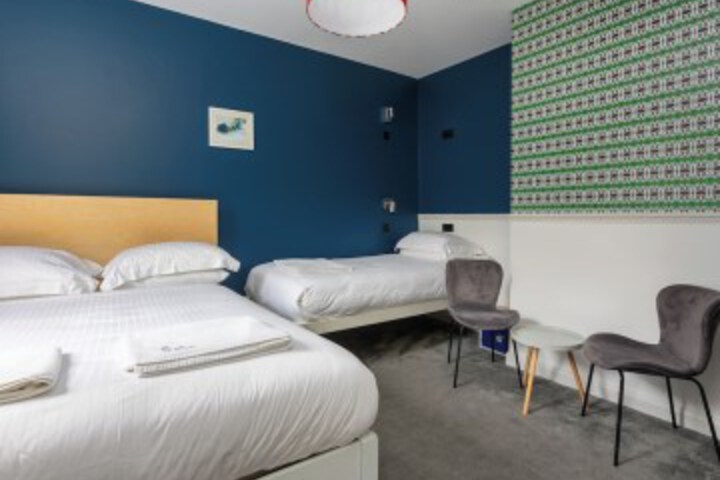 Room 95 of 109