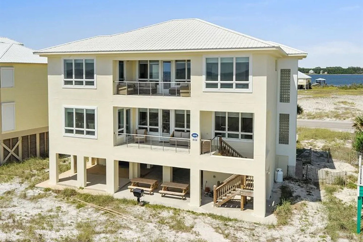 SOUTHERN BELLE BY MEYER VACATION RENTALS