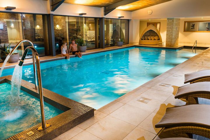 Pool 67 of 109