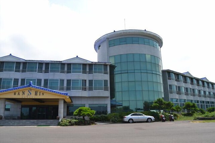 Hotel 5 of 14