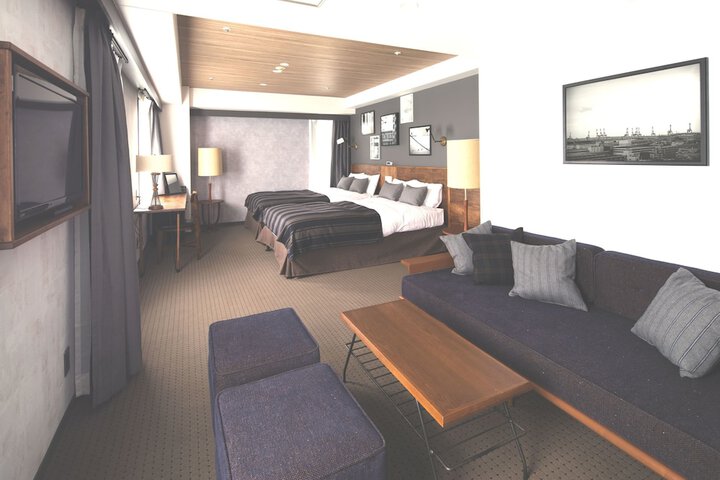 Room 9 of 52