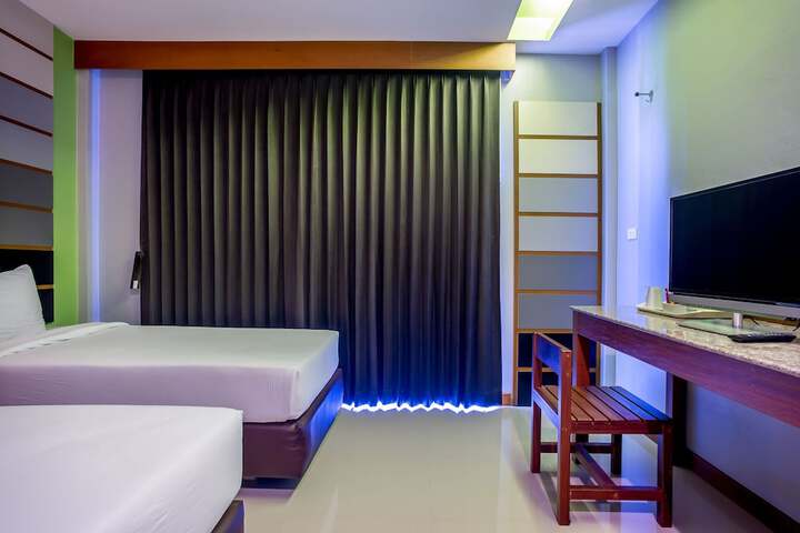 Room 21 of 39