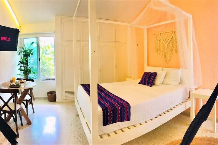Room 8 of 38