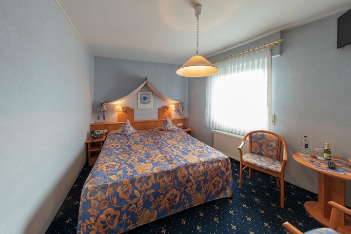 Room 18 of 45