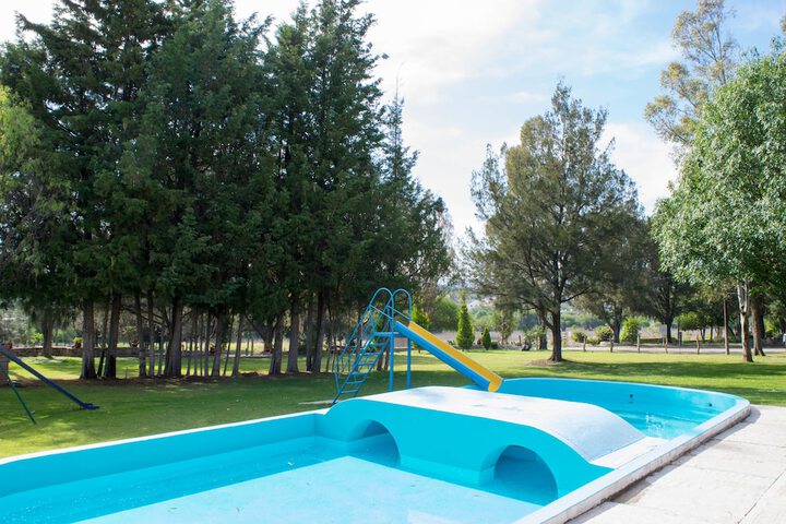 Pool 22 of 63