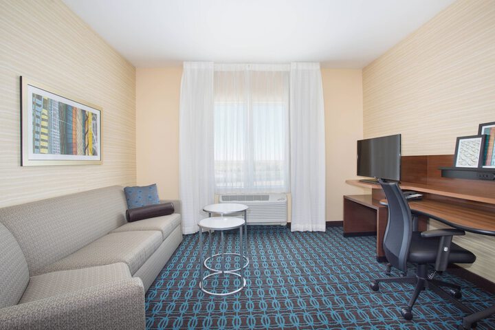 Room 12 of 30