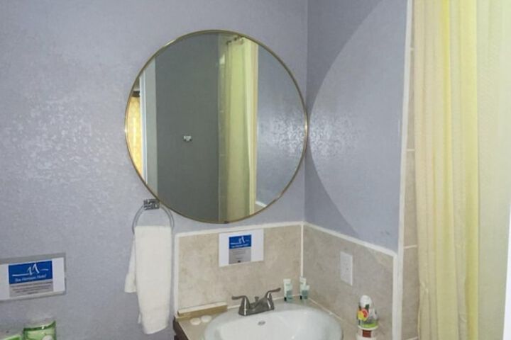 Room 79 of 107