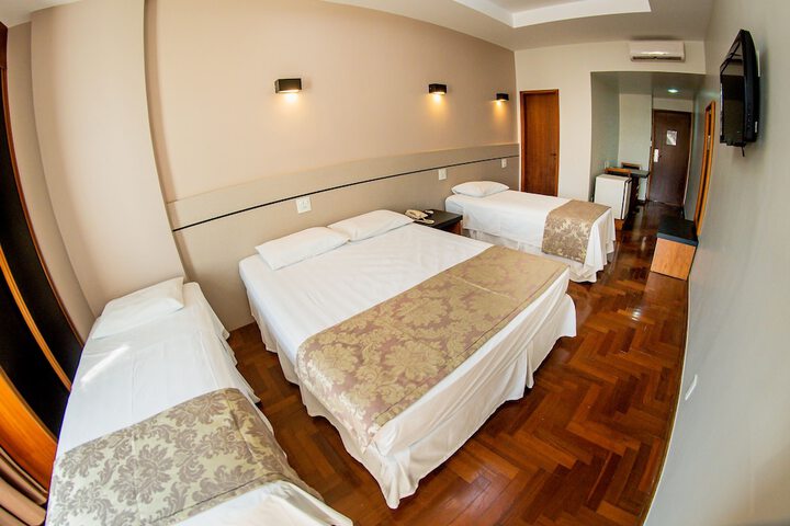 Room 16 of 47