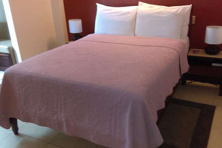 Room 5 of 48