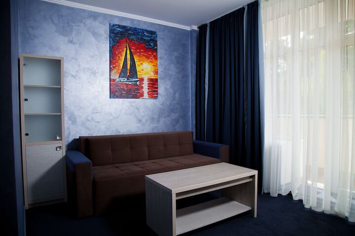Room 34 of 38