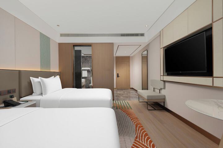 Room 6 of 87