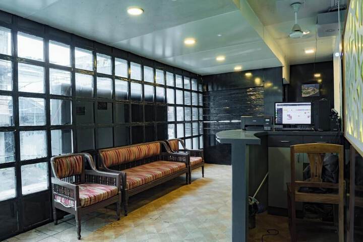 Hotel Interior 5 of 86