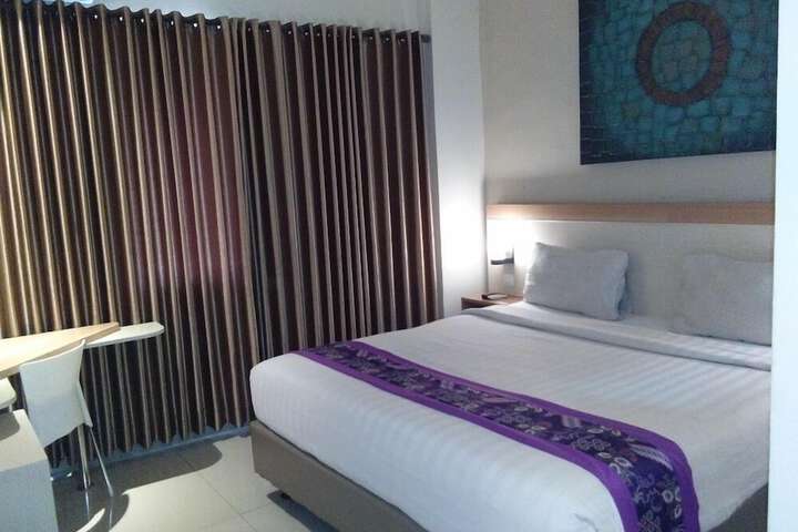 Room 7 of 42