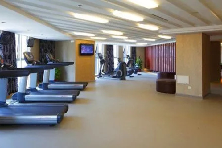 H & J Business Hotel