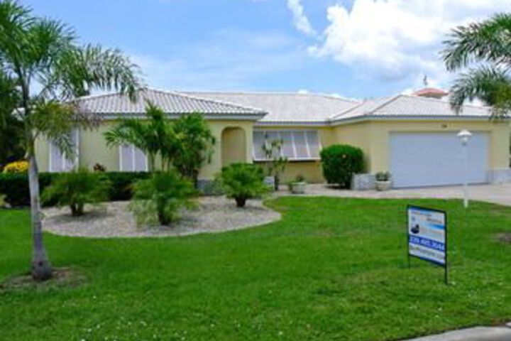Palmview by RedAwning