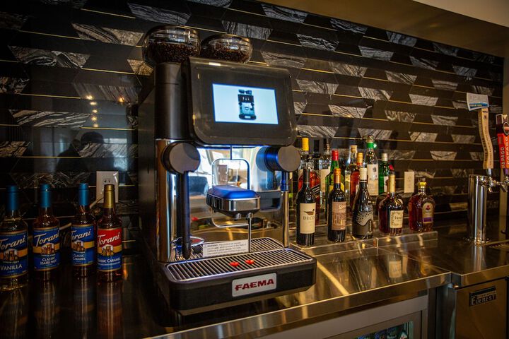 Coffee shop