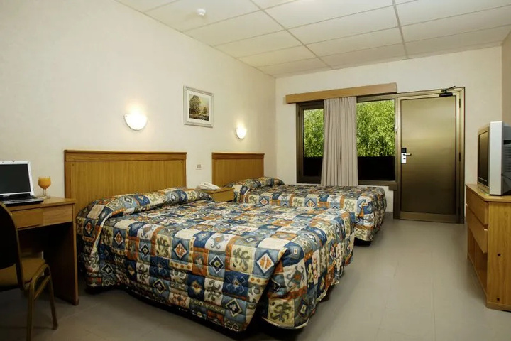 Room 3 of 12