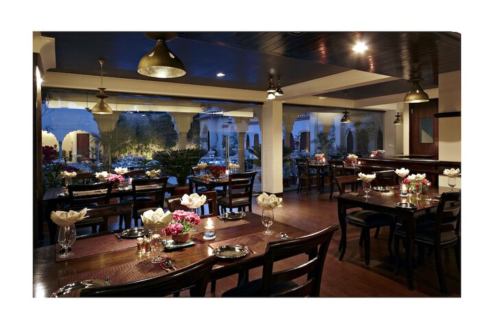 Dining 42 of 57
