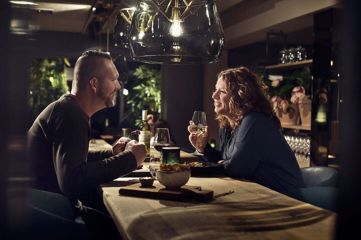 Dining 42 of 59