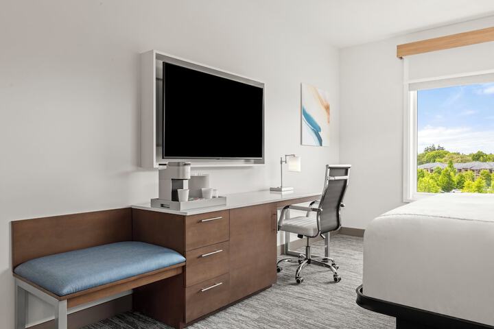 Room 12 of 49