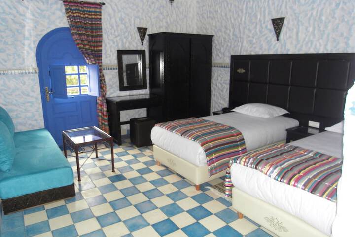 Room 7 of 69