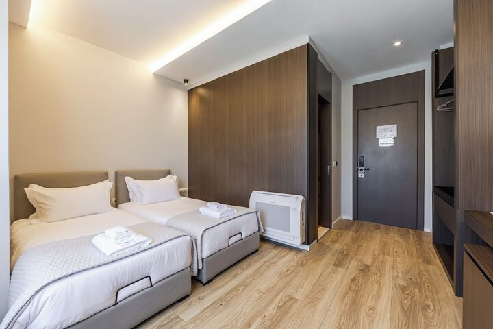 Room 63 of 171