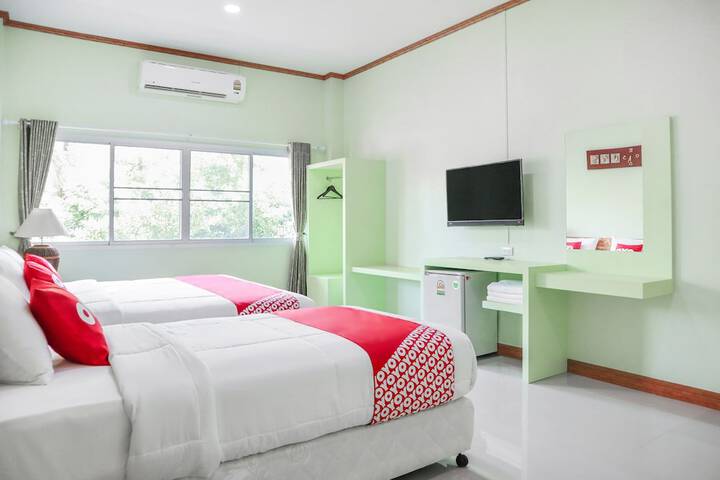 Room 17 of 33