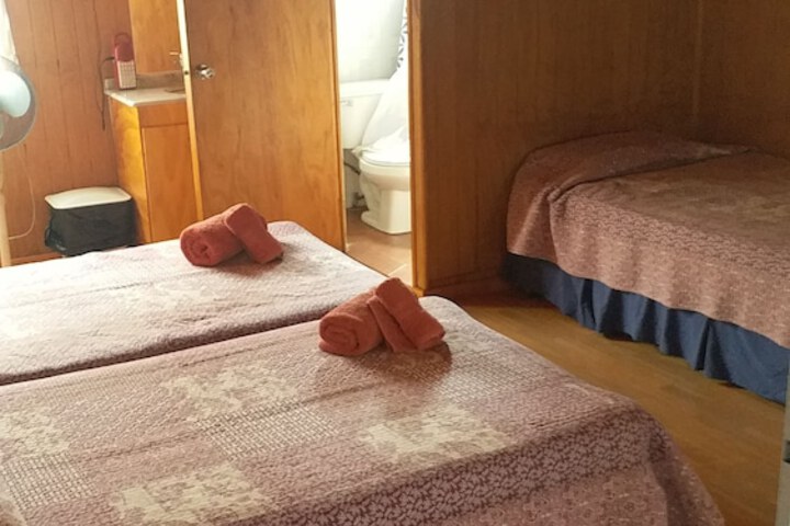 Room 3 of 52