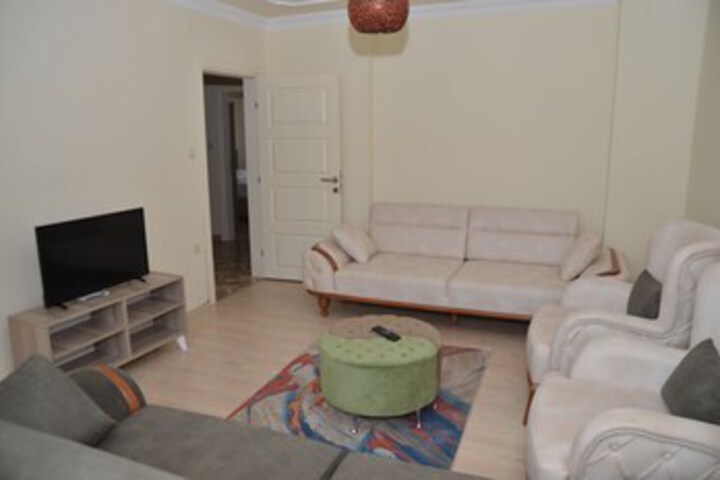 Room 7 of 25