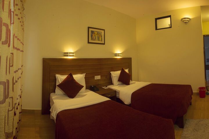 Room 7 of 42