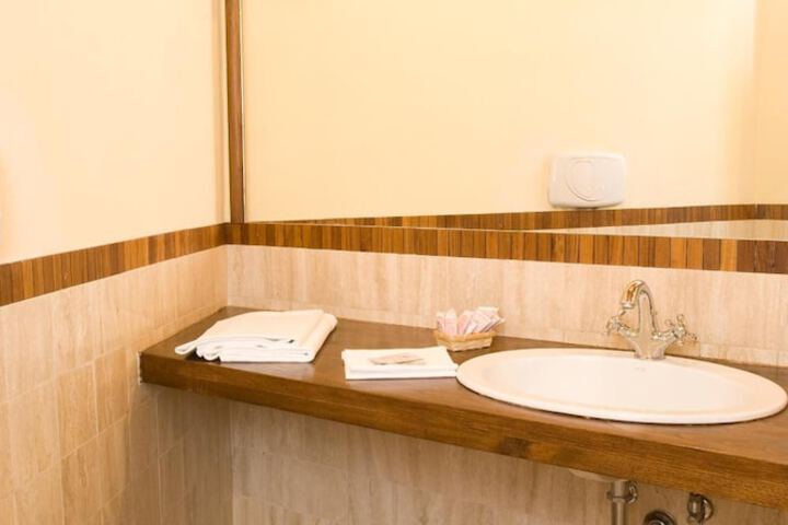 Clean Restrooms