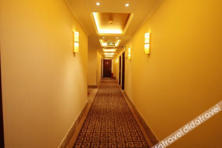 Jia He Hong Yun Business Hotel