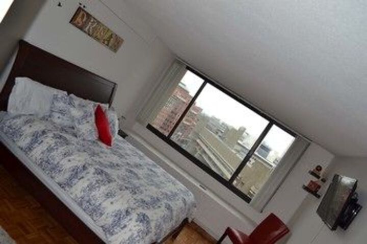 Room 13 of 50