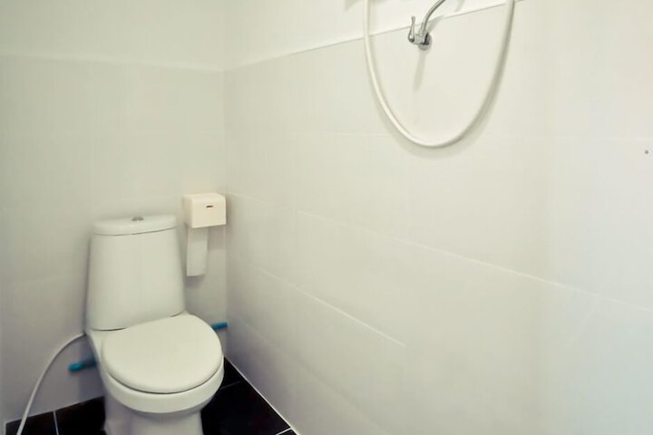Room 10 of 19