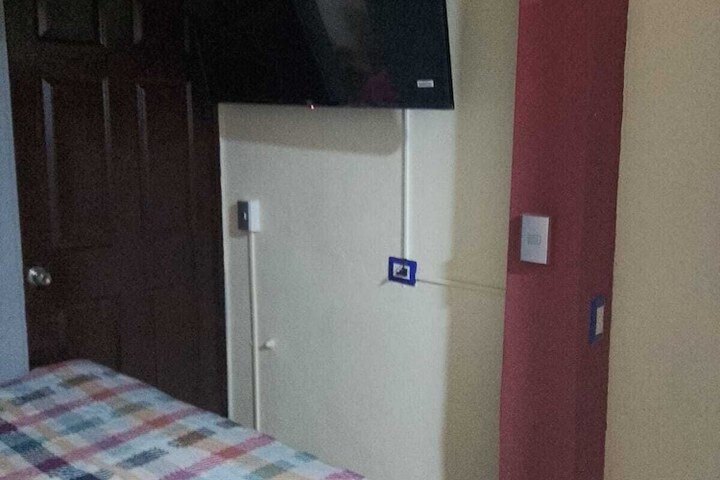 Room 8 of 29