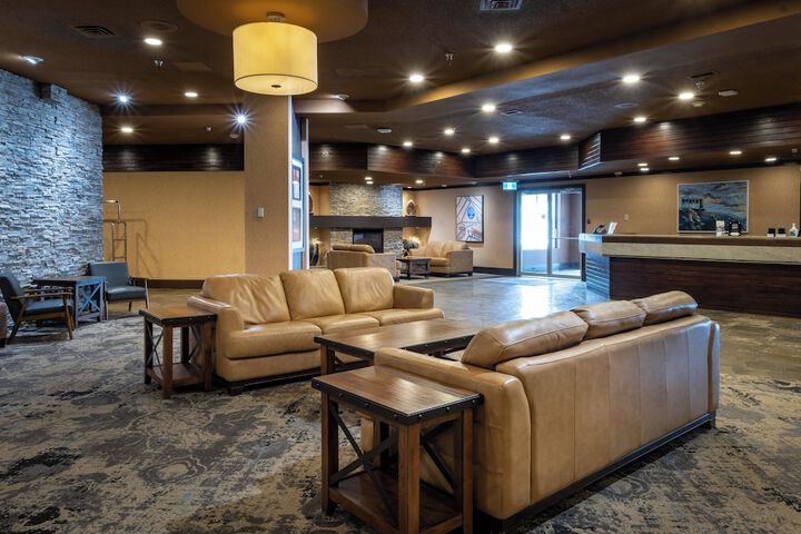 Hotel Interior 10 of 96