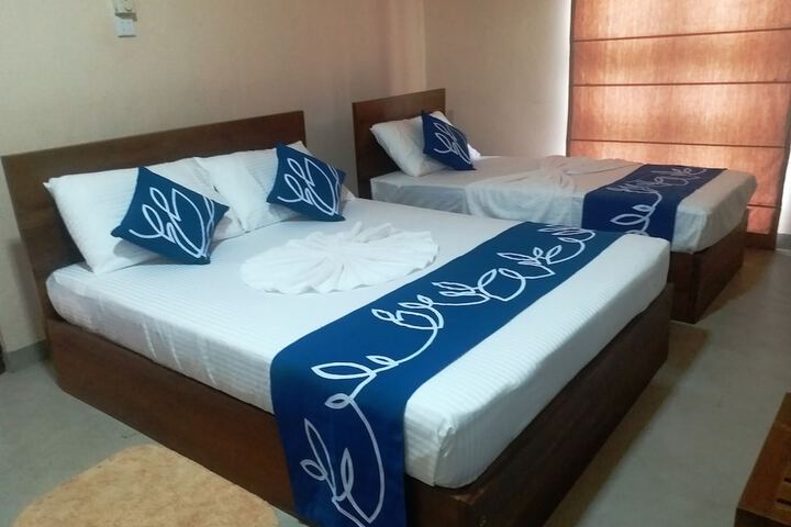 Room 4 of 65