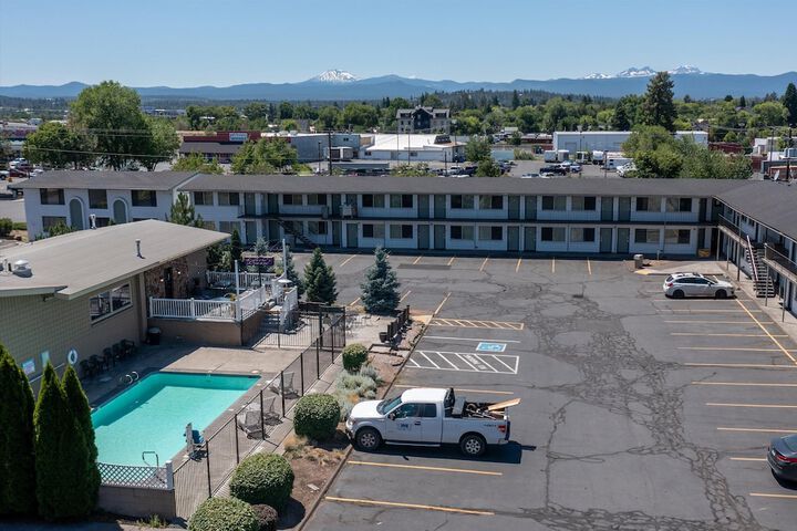 Hotel 21 of 27
