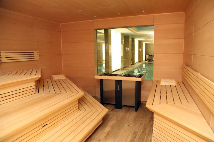 Spa 102 of 208