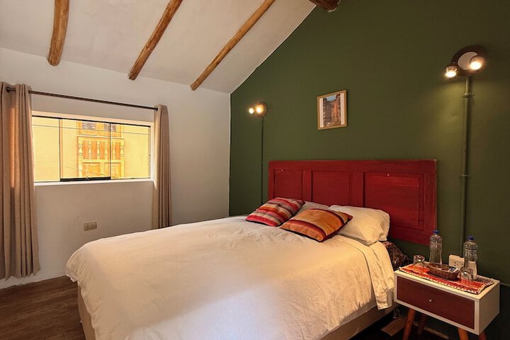 Room 7 of 28