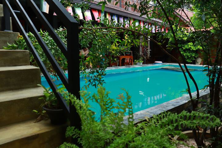 Pool 47 of 67
