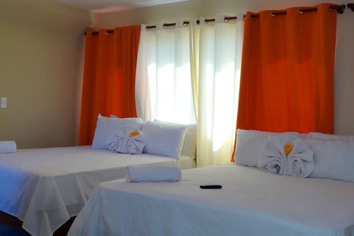 Room 13 of 124