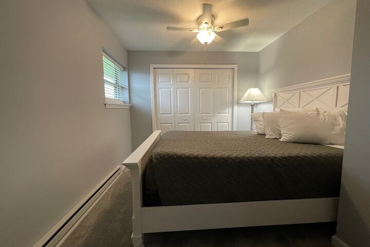 Room 7 of 19