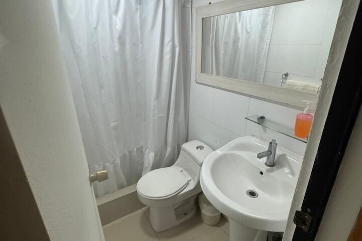 Room 32 of 42
