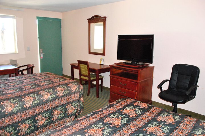 Room 6 of 11
