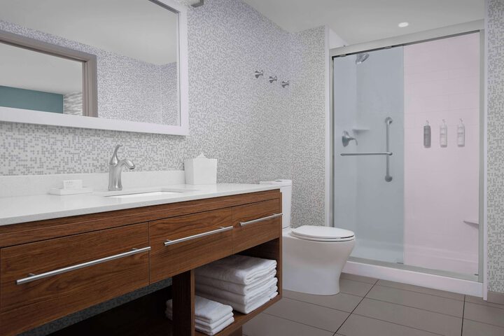 Bathroom shower